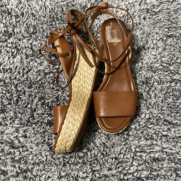 MICHAEL by Michael Kors Wedged Heels | Women’s Size 8 - Picture 2 of 5